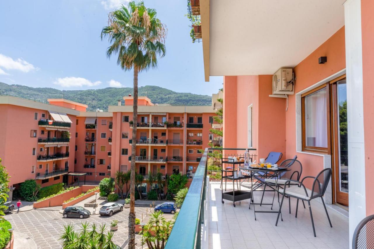 Sorrento Colors&Suites Exteriör bild